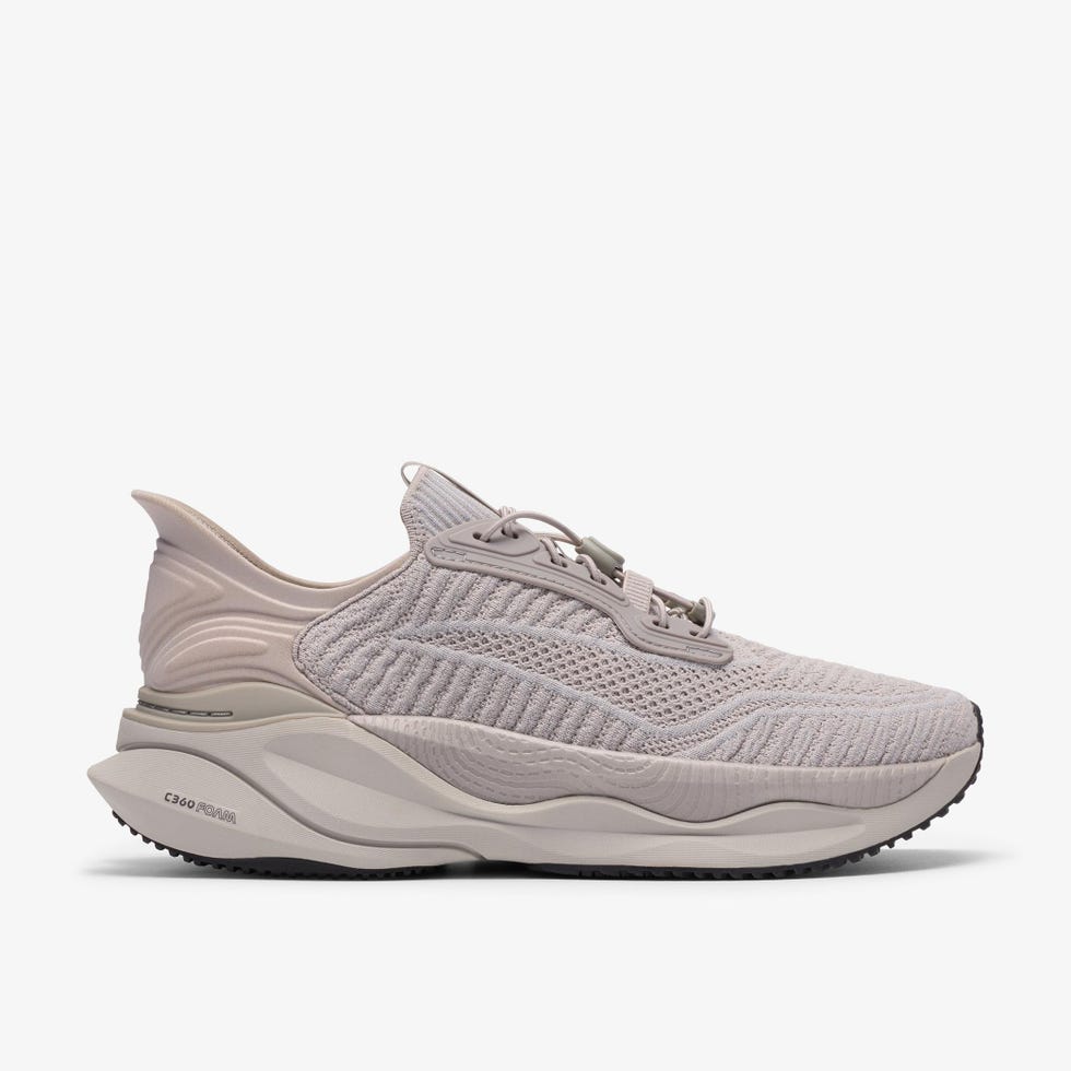 Pace Rise Walking Shoe