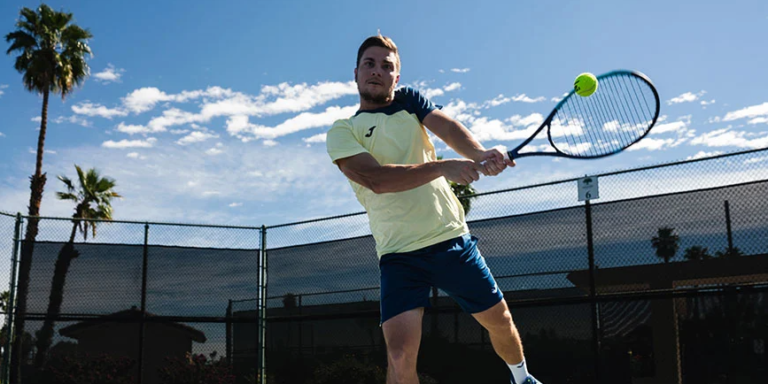 9 Best Tennis Rackets for Beginners, According to Tennis Experts