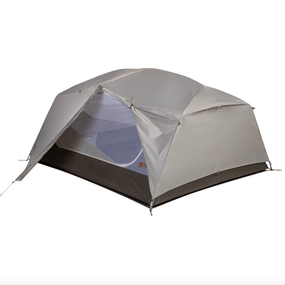 Aurora 3 Backpacking Tent with Footprint